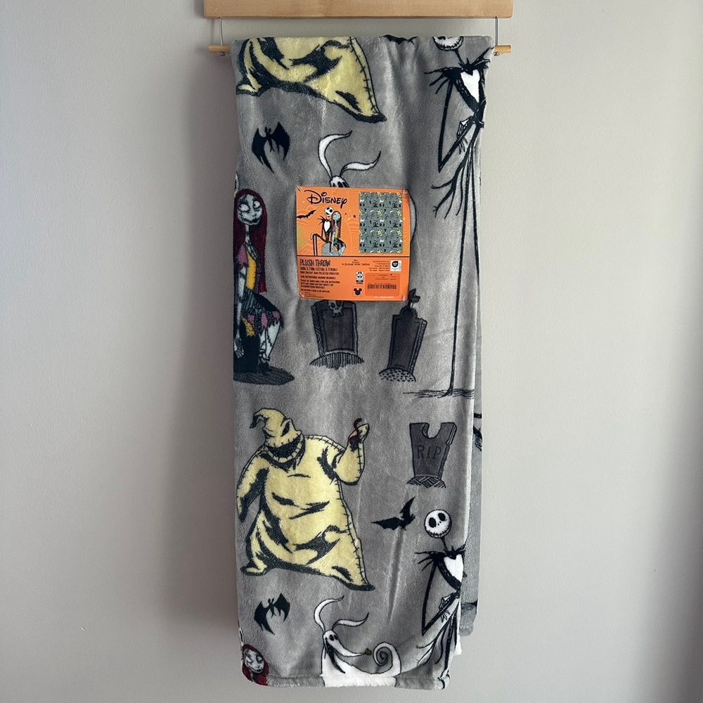 New Disney Nightmare Before Christmas Throw Blanket Halloween Grey Jack Oogie